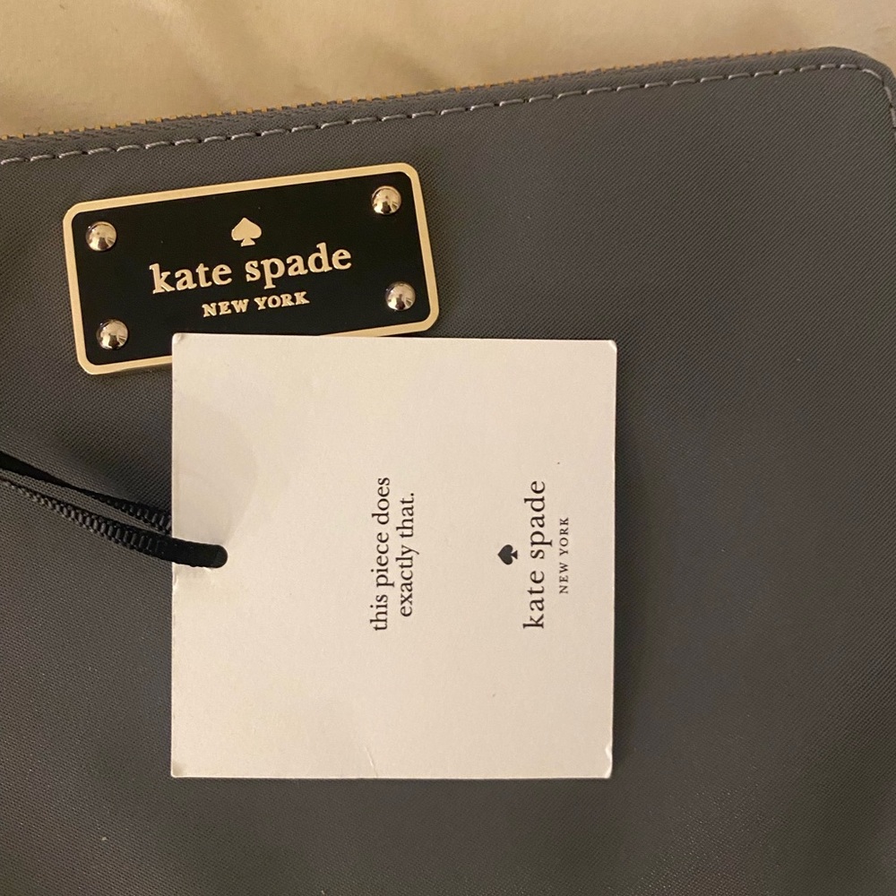Kate Spade Wallet - Picture 3 of 3